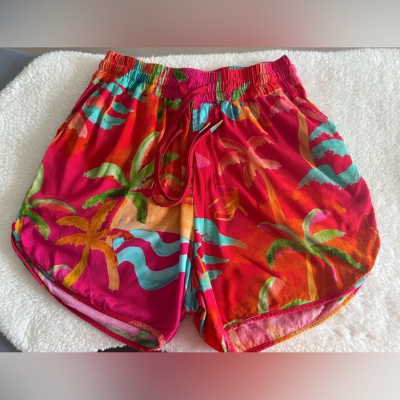 FARM Rio Pants - Farm Rio Tropical Print Women's Shorts with pockets Sz M